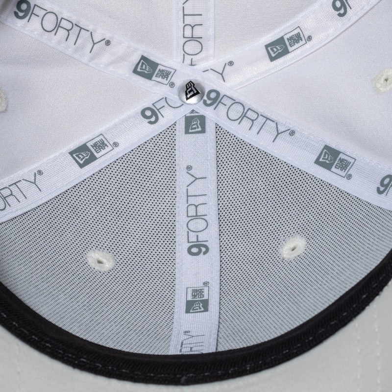 NEW ERA（ニューエラ） NEW ERA 9FORTY White Day ラインストーン