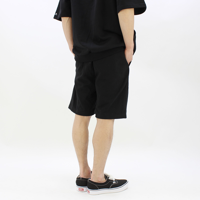 RVCA ベージュ セットアップ　ハーフパンツ　半袖 RVCA ベージュ セットアップ ハーフパンツ 半袖 - メルカリ