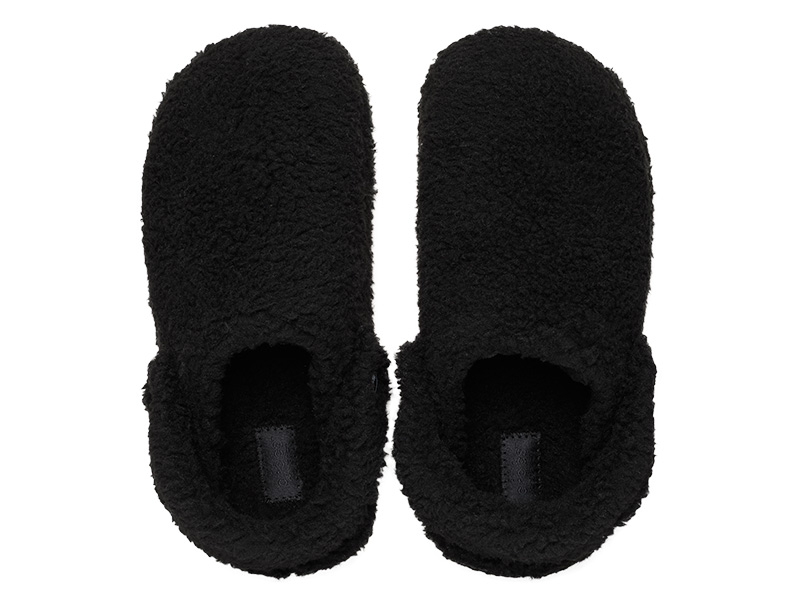 蓮ページ　即購入 クロックス クラシック コージー スリッパ crocs 209386 アウトレット