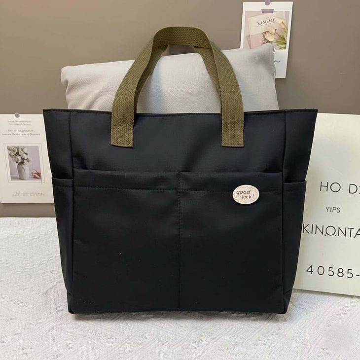 トートバッグ ユニセックス 大容量 サイドポケット付き 通勤 通学 カジュアル おしゃれ シンプル【z156】 |  | 01