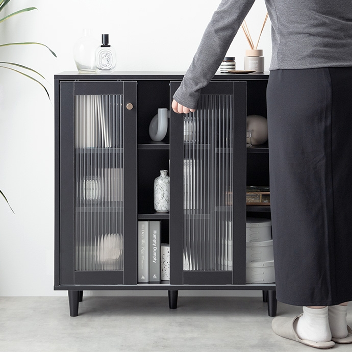 キャビネット ガラス 幅80 奥行き30 白 黒 おしゃれ サイドボード 脚