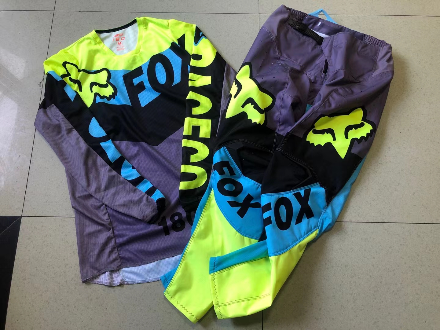 FOX モトクロスジャージ 上下セット 34 XL 楽天市場】モトクロス ジャージ fox 34の通販