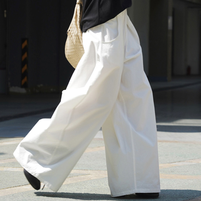 ゆったりサイズ　ENFOLD 変形ワイドパンツ　変形スリット　Aライン 変形ワイドパンツ（裾スナップ）：黒 | ボトムス | skep