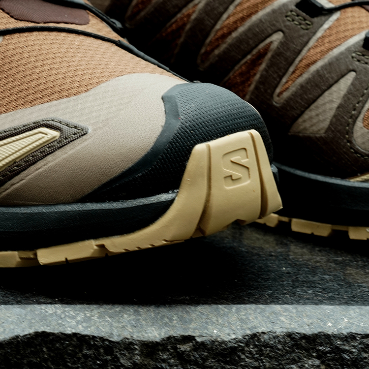 SALOMON（サロモン） XA PRO 3D V9 GORE-TEX エックスエー プロ 3D V9