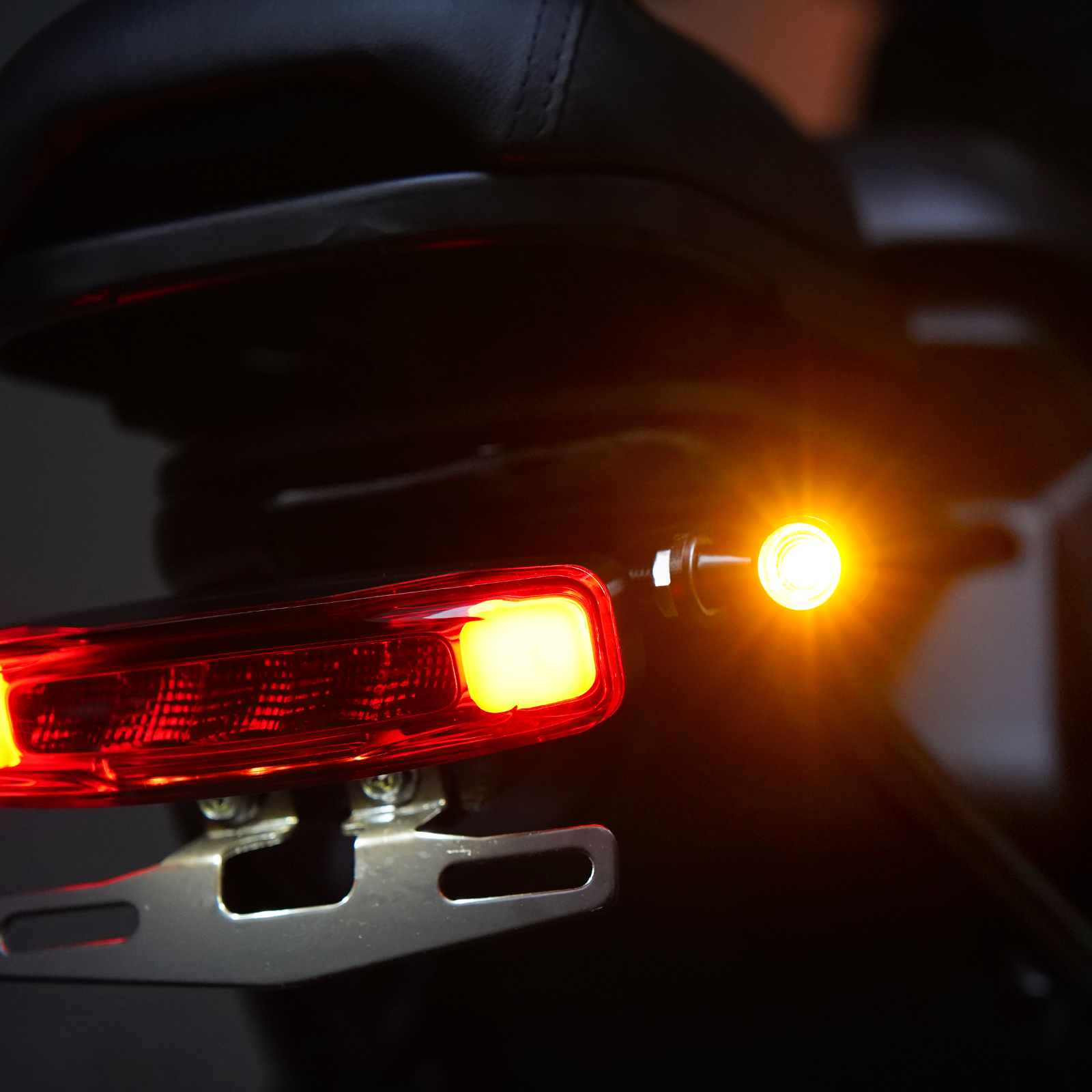 ICウインカーリレー付きバイク 汎用 小型 LED ミニ ナノ ウインカー 4個セット ハーレー ホンダ バイク用品 アンバー 高輝度 黒 マイクロミニウインカー｜nextstageyh｜04