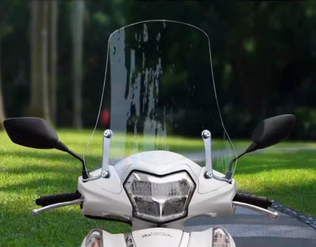 ホンダ（HONDA） LEAD 125 リード ウインドシールド フロントグラス