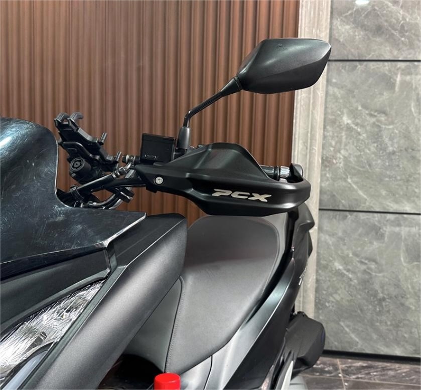 ホンダ（HONDA） PCX 150 160 2025~2026 ハンドルカバー ガード バイク