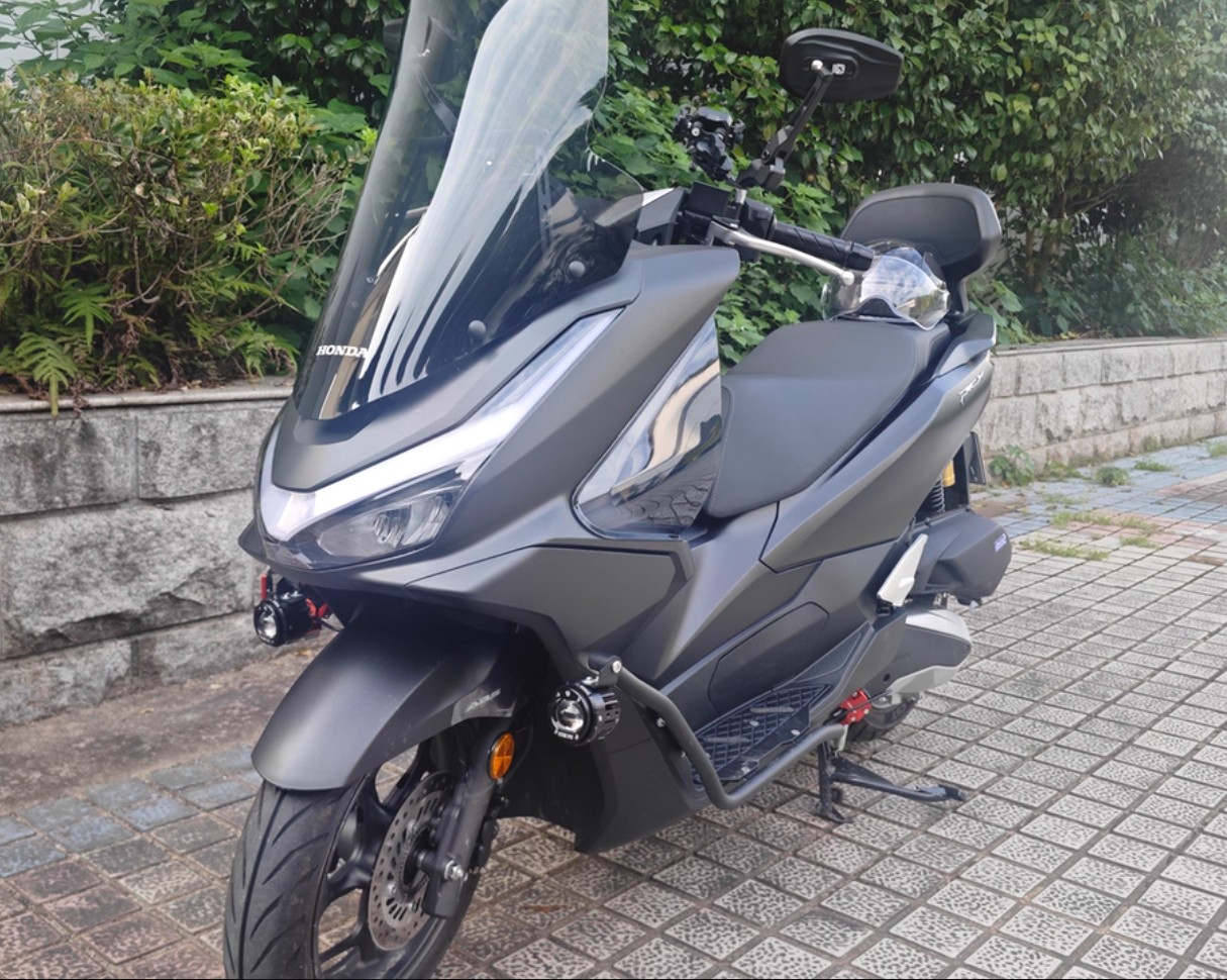 ホンダ（HONDA） PCX160 PCX125 2025 レッグシールド 2025年式