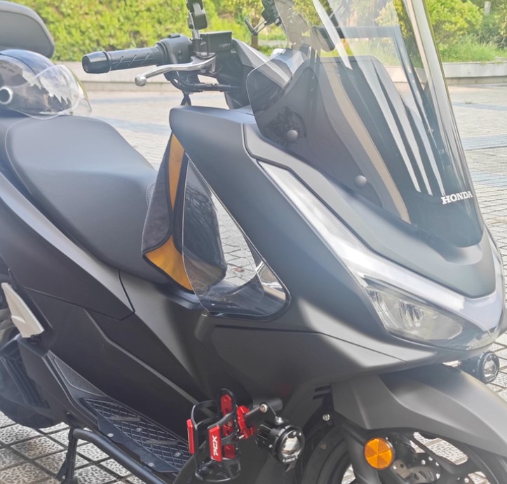 ホンダ（HONDA） PCX160 PCX125 2025 レッグシールド 2025年式