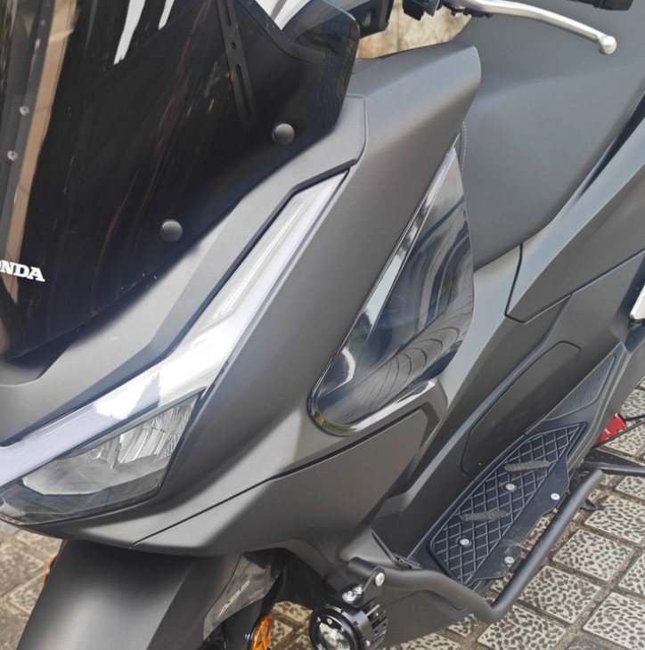 ホンダ（HONDA） PCX160 PCX125 2025 レッグシールド 2025年式