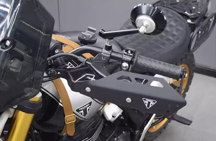 ホンダ（HONDA） スクランブラー 400X ハンドルカバー ガード バイク