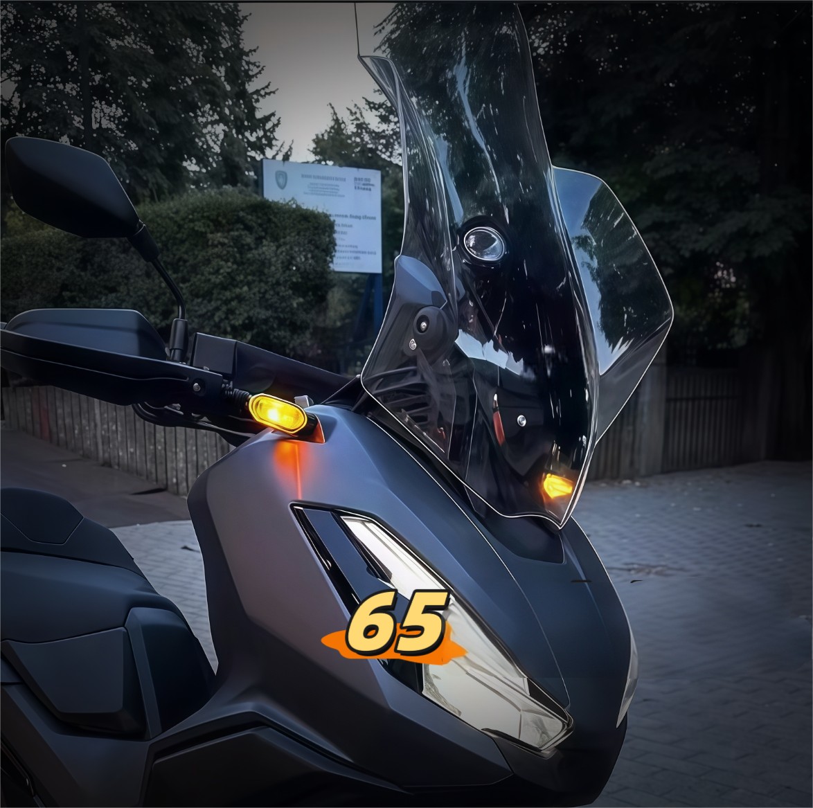 ホンダ（HONDA） ADV350 ウインドシールド フロントグラス アップ 風防