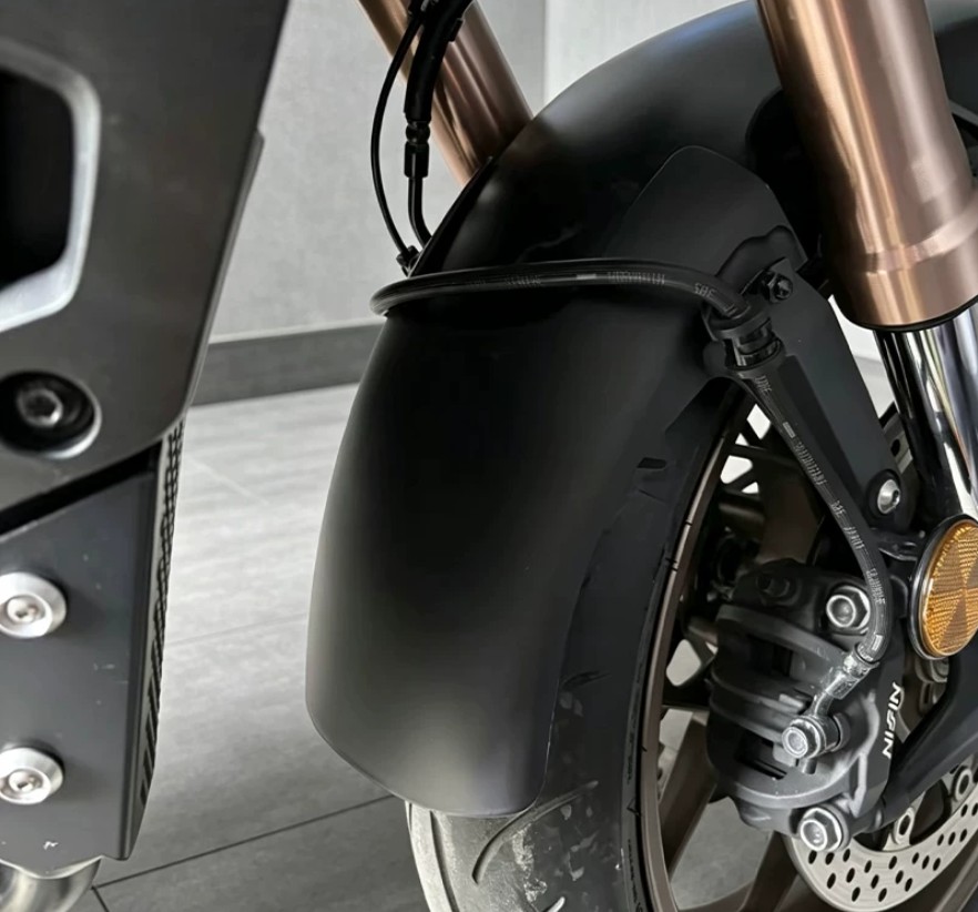 YAMAHA（ヤマハ） ホンダ CB400SF 新型 2026年式 フロント フェンダー