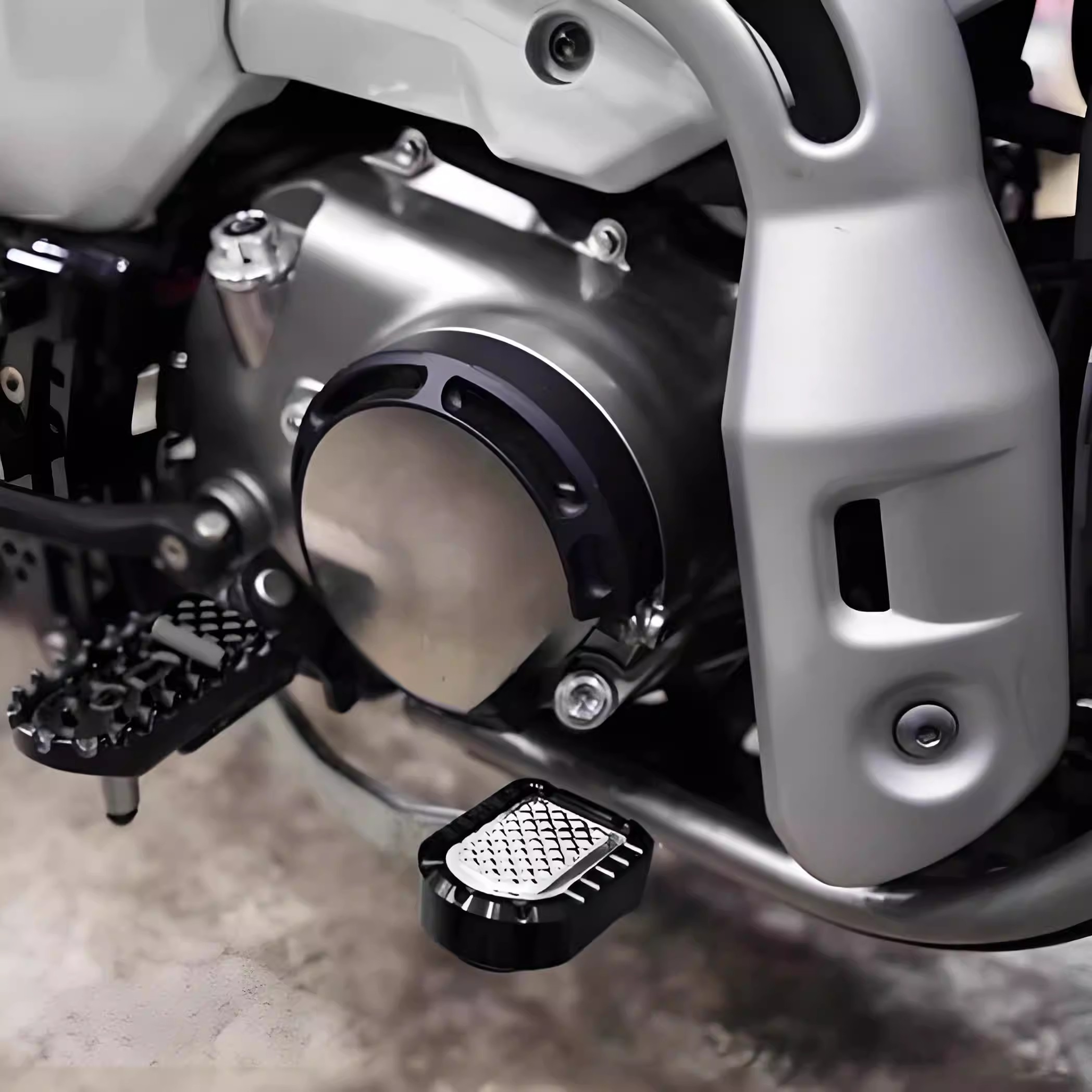れんさん専用CT125ハンターカブJA65用のブレーキペダルとシフトペダルセット ホンダ（HONDA） ハンターカブ CT125 ブレーキペダルカバー ギアレバー