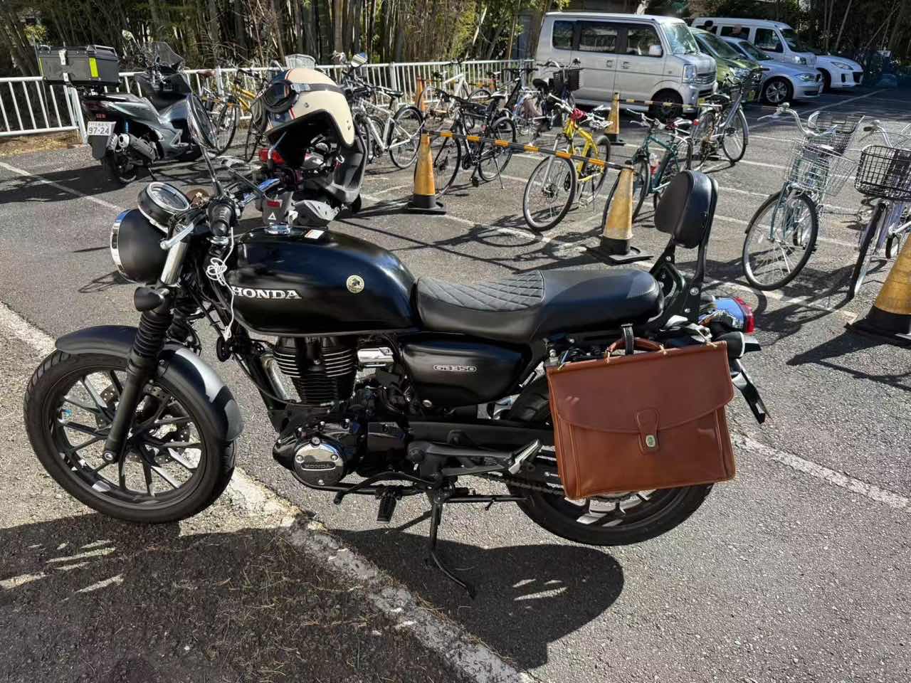 HONDA バイクシート ブラウン gb350 2023年式 GB350カフェ」発見?! 大阪MCショーに新型ホンダGBとアクセサリー