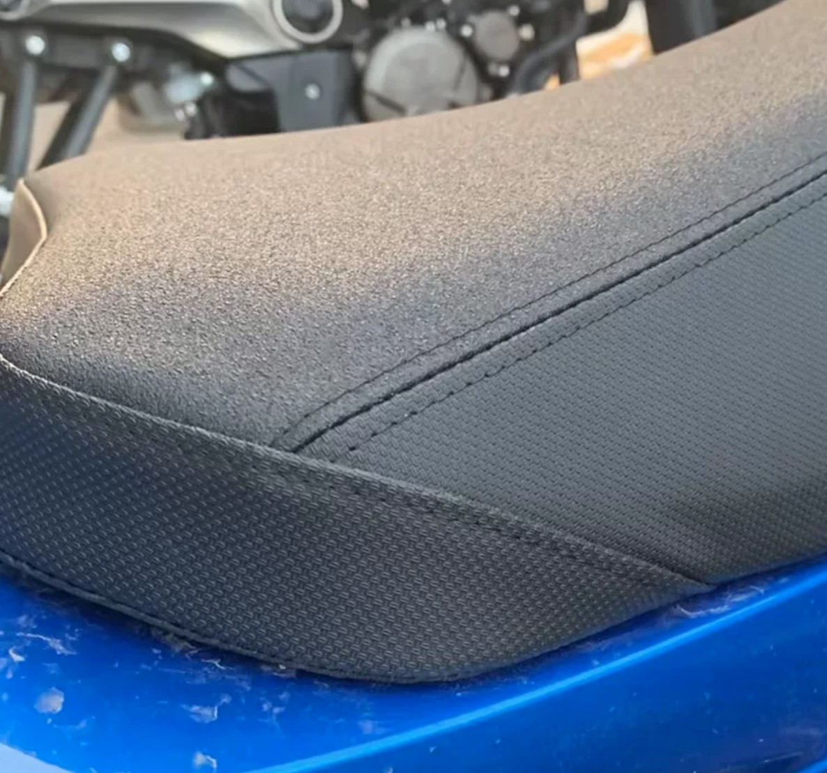 ホンダ（HONDA） スズキ GSX250R シート 交換用シート 3CMアップ 2.5CM