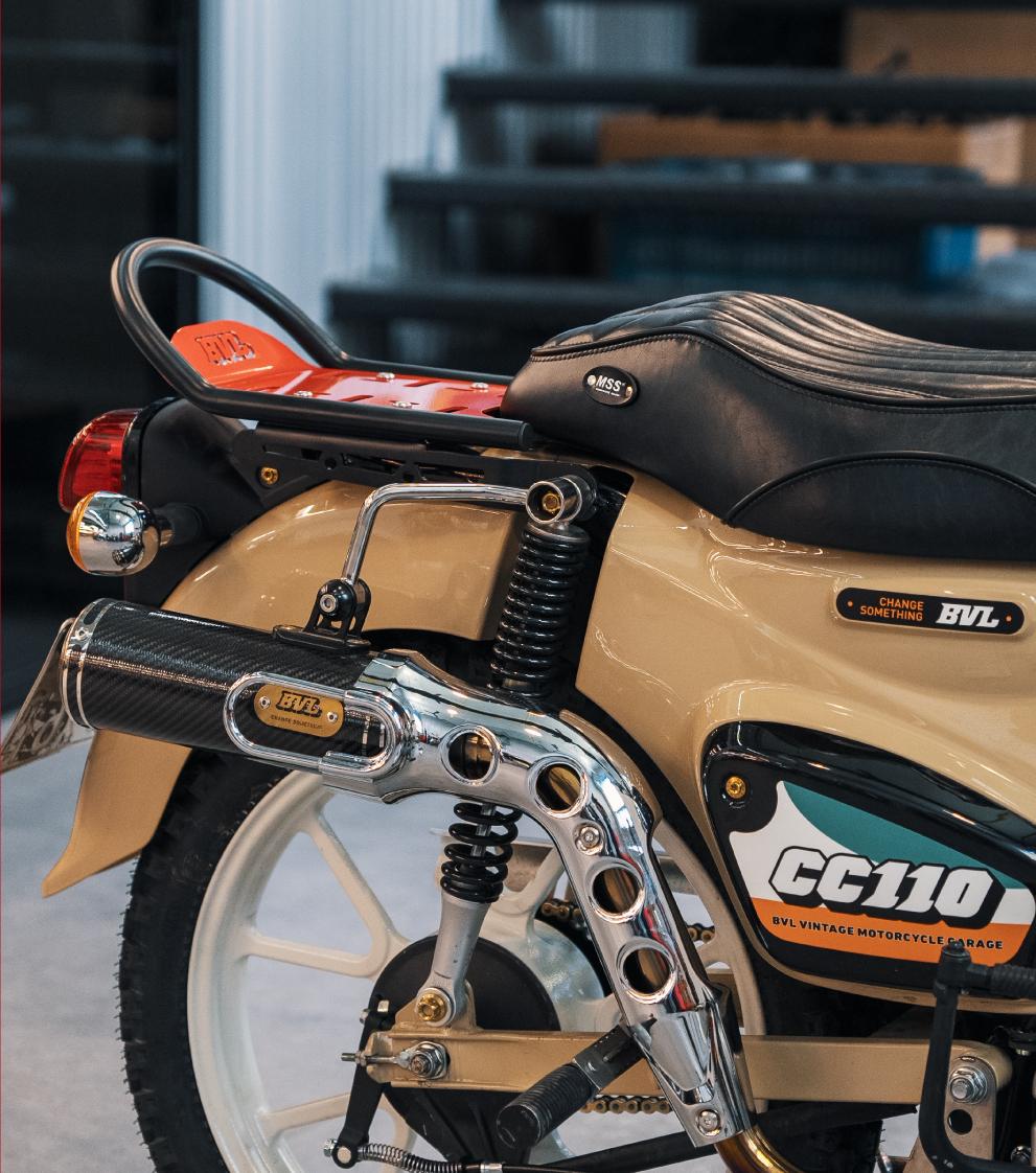 ホンダ クロスカブ CC50 CC110 リアキャリア  トップケースリアキャリア ブラック 金属 丈夫 ステインレス 一体感 スチール 製 フラットタイプ 荷台 外装 取寄せ | クロスカブ | 08