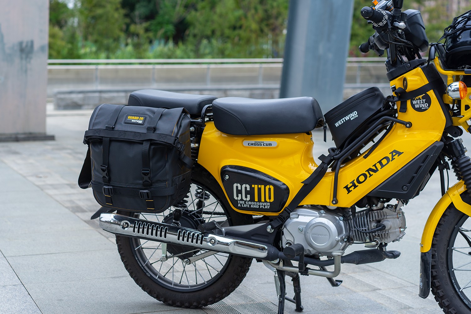 クロスカブ WESTWIND サイドバッグ レンジャーワイルドバッグ シート