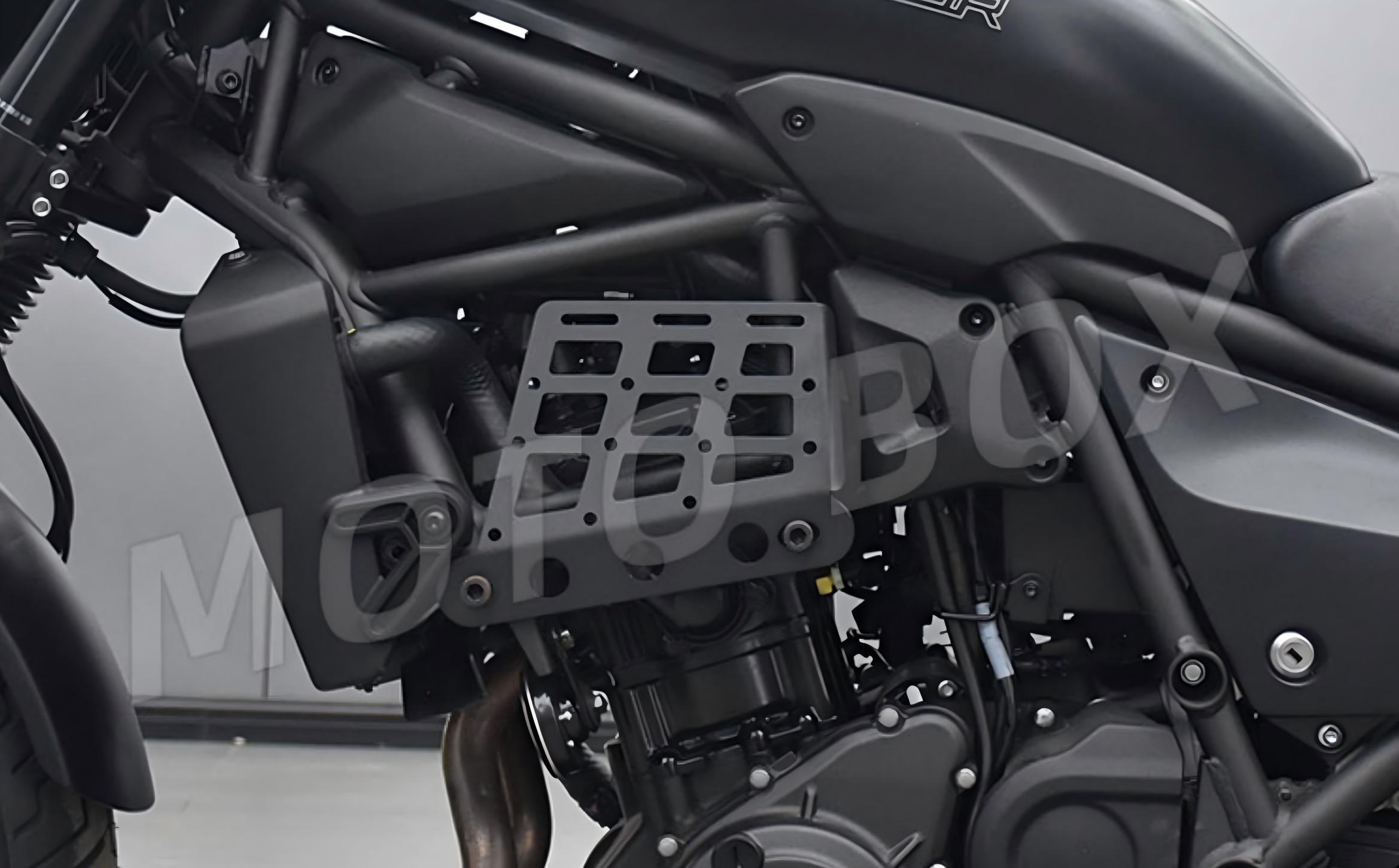 NO.4307　エリミネーター２５０Ｖ　水冷４サイクルＶツイン２５０ｃｃエンジン　サイドバック　バックレスト　リヤキャリア　ブラック　☆彡 NO.5159 カワサキ エリミネーター250V 水冷4サイクルVツイン