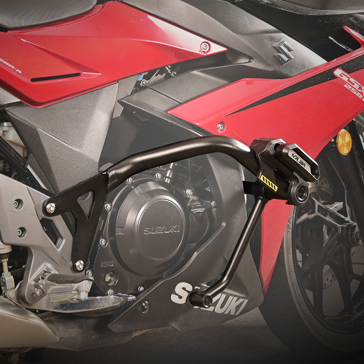スズキ（SUZUKI） GSX250R デューク アンダーフレームキット エンジン