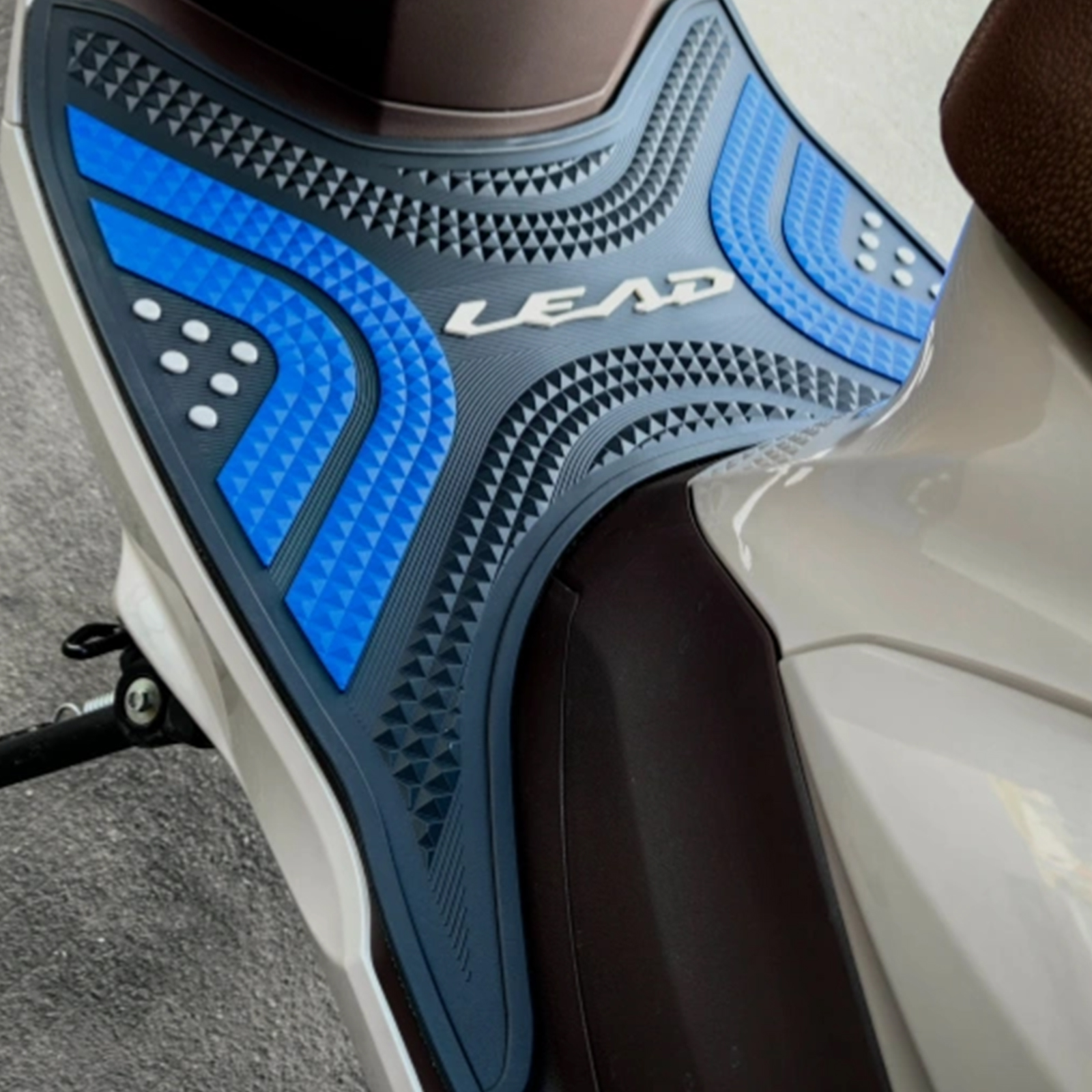 ホンダ（HONDA） LEAD125 リード 125 フロアマット ステップボード