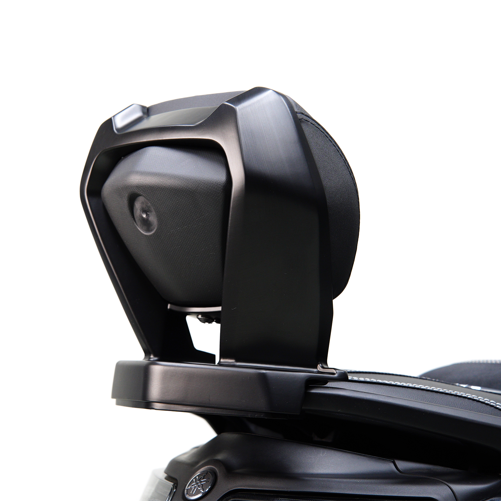 タンデムバックレストNMAX125 NMAX155 (2025 新型車種）専用 アクセサリータンデムバー付バックレストセット リアウイング助手席シートバック 取寄せの画像