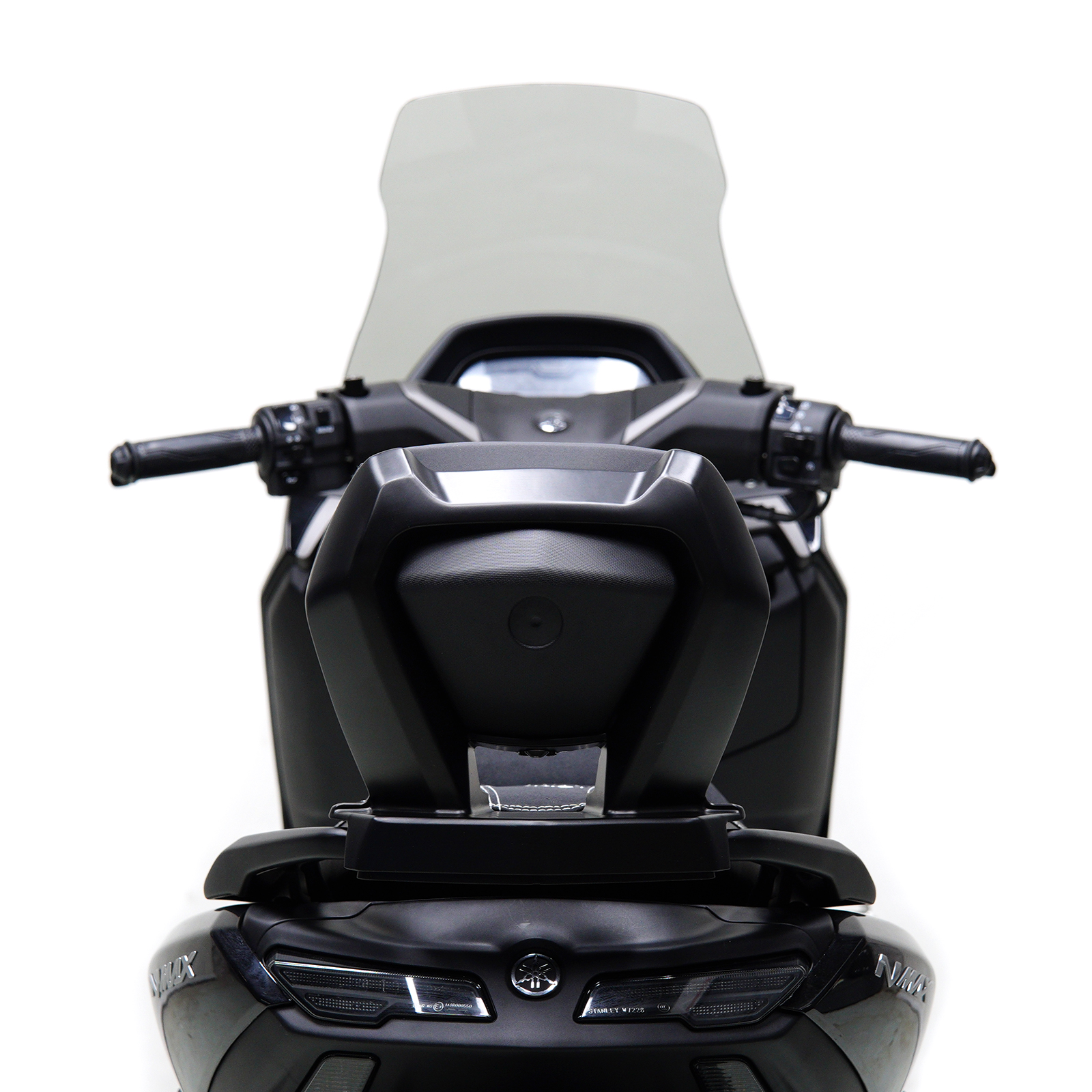 タンデムバックレストNMAX125 NMAX155 (2025 新型車種）専用 アクセサリータンデムバー付バックレストセット リアウイング助手席シートバック 取寄せの画像
