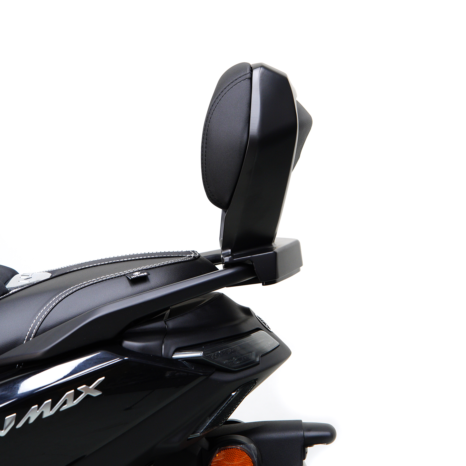 タンデムバックレストNMAX125 NMAX155 (2025 新型車種）専用 アクセサリータンデムバー付バックレストセット リアウイング助手席シートバック 取寄せの画像