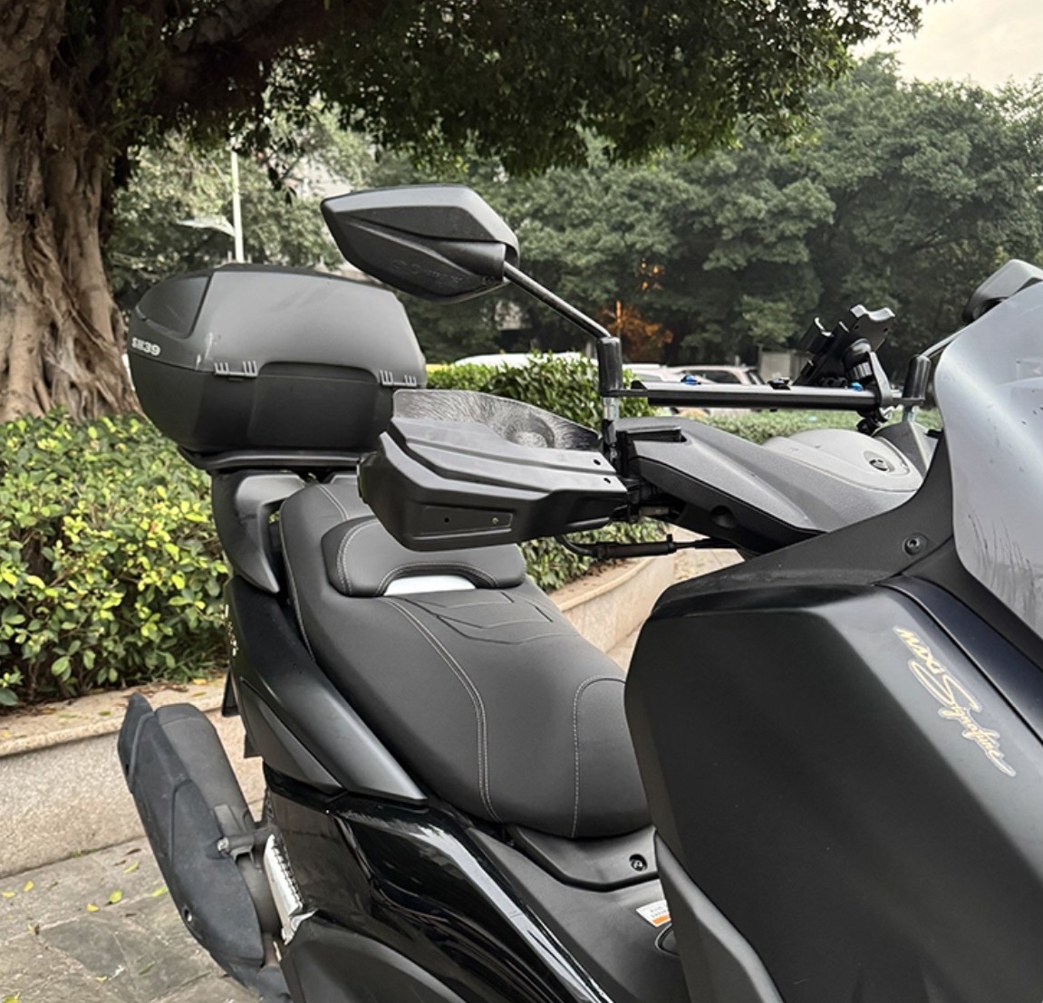 YAMAHA（ヤマハ） ホンダ PCX 150 160 ハンドルカバー ガード バイク