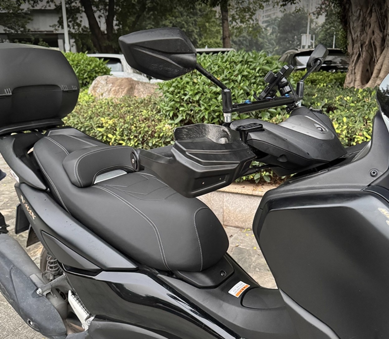 YAMAHA（ヤマハ） ホンダ PCX 150 160 ハンドルカバー ガード バイク