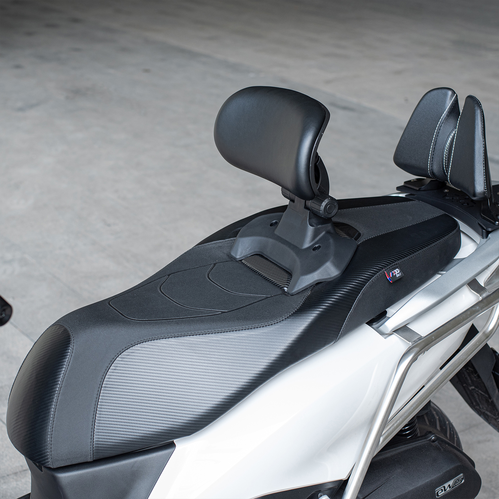 ホンダ（HONDA） HI-LINE バイク用 PCX NMAX XMAX FORZAバックレスト
