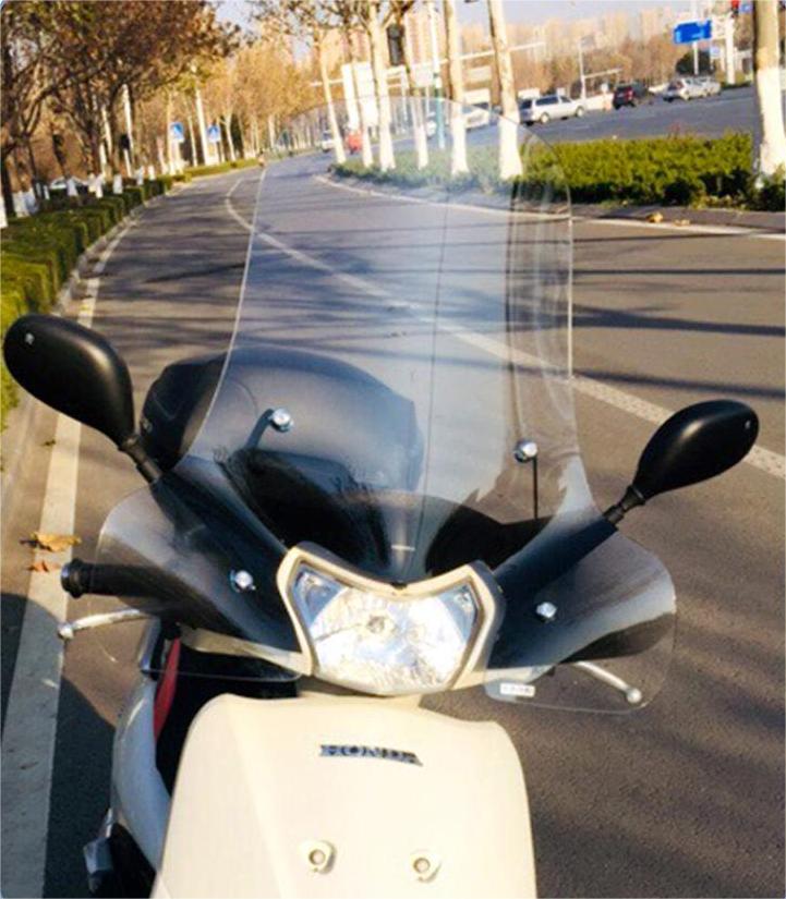 ホンダ LEAD 125 リード ウインドシールド フロントグラス 風防