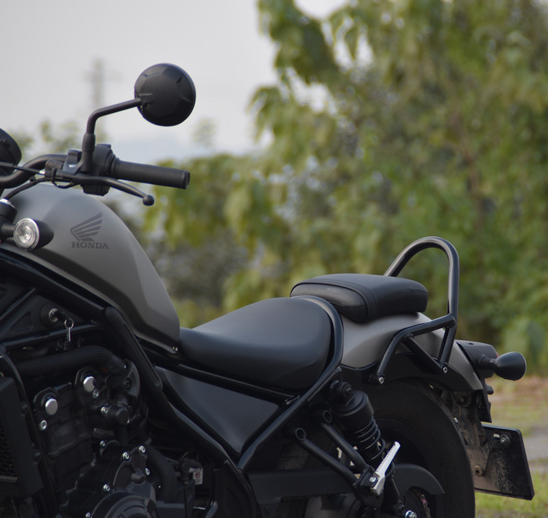 ホンダ（HONDA） レブル250 500 バイク バックレスト 背もたれ