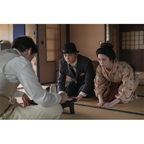 連続テレビ小説 ばけばけ 完全版 ブルーレイBOX1 全4枚 : NHKスクエア