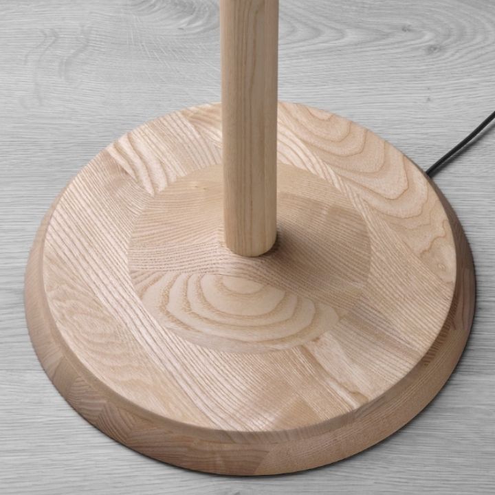 イケア（IKEA） KINNAHULT シンナフルト フロアランプ 150 cm