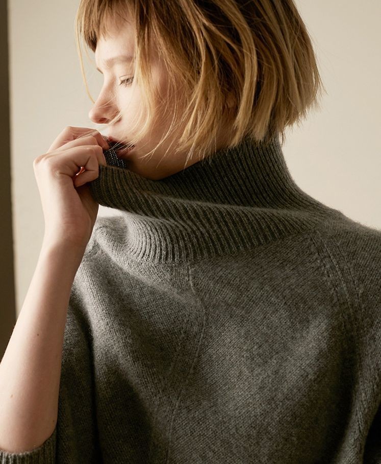 送料無料 ニット プルオーバー 長袖 タートルネック ハイネック セーター レディース 中古 オシャレ 可愛い ロング おしゃれ かわいい 婦人用 女性用