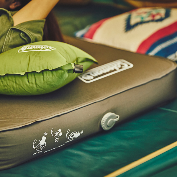 Coleman（コールマン） マット キャンパーインフレーターマットハイ