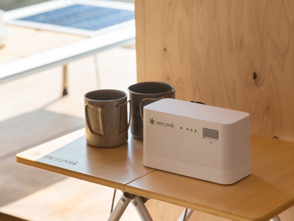 スノーピーク エマージェンシーセット ソーラーチャージャーライト EM-003 防災対策  キャンプ用品 | snow peak | 02