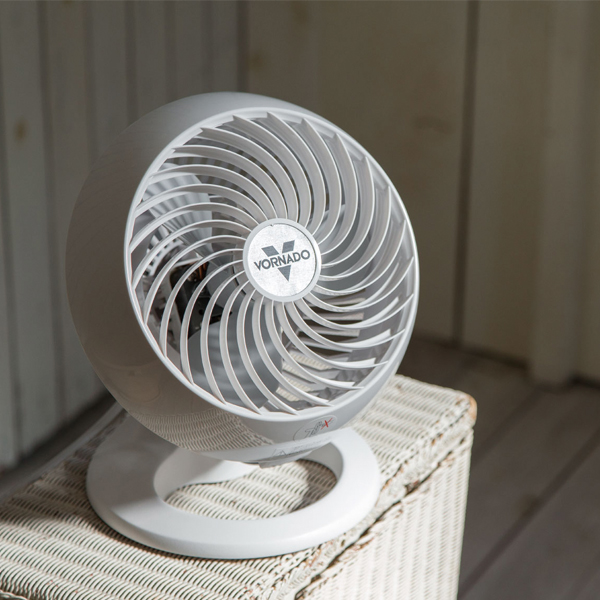 ボルネード エア サーキュレーター モダン 360-JP ホワイト VORNADO サーキュレータ 循環 サーキュレーション 送風 換気 送風機 | 