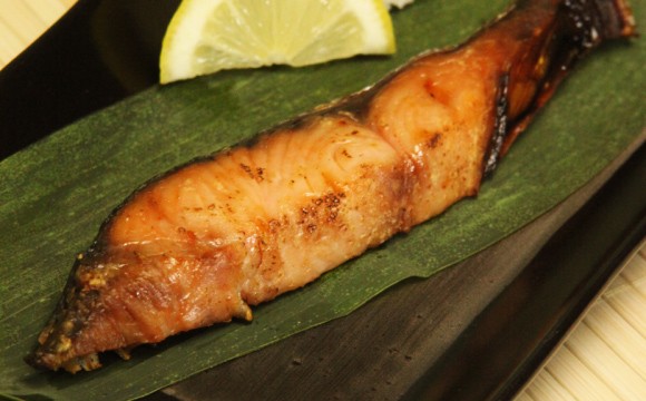 程よい塩加減と最高の鮭の旨み！ 村上が生んだ極上の味をご堪能ください。