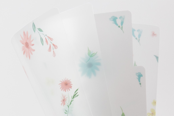 クリアファイル　花柄　新品未使用 MIDORI（ミドリ） 3ポケットクリアホルダー 花柄 A5 文房具 文具