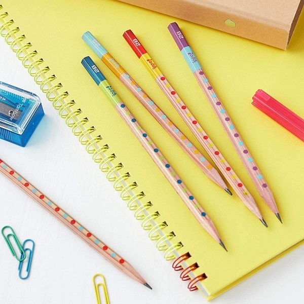 ippo！ 【名入れ無料】トンボ鉛筆 しっかりもてるかきかたえんぴつ