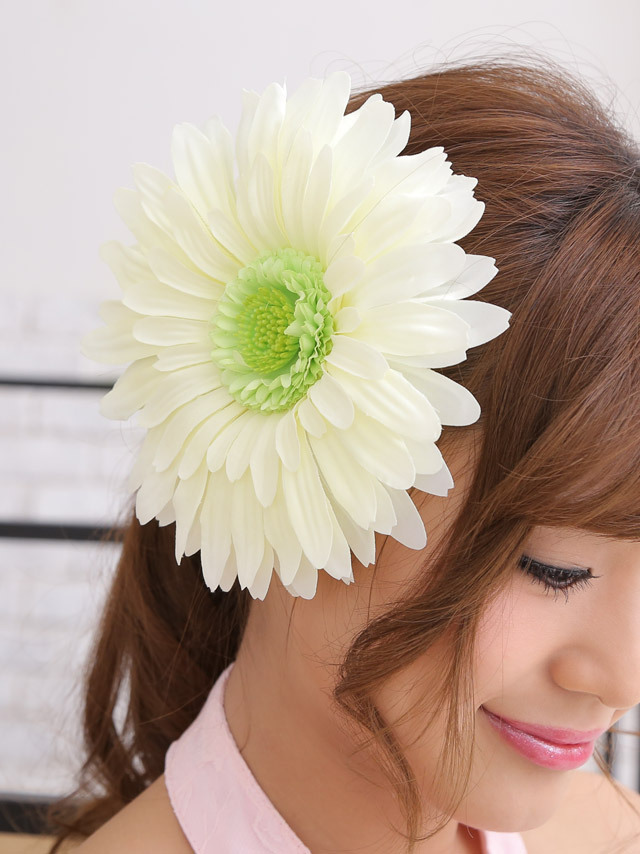 花冠　　髪飾り ウェディング　マタニティフォト　アイボリー　ボタニカル 花冠 髪飾り ウェディング マタニティフォト アイボリー
