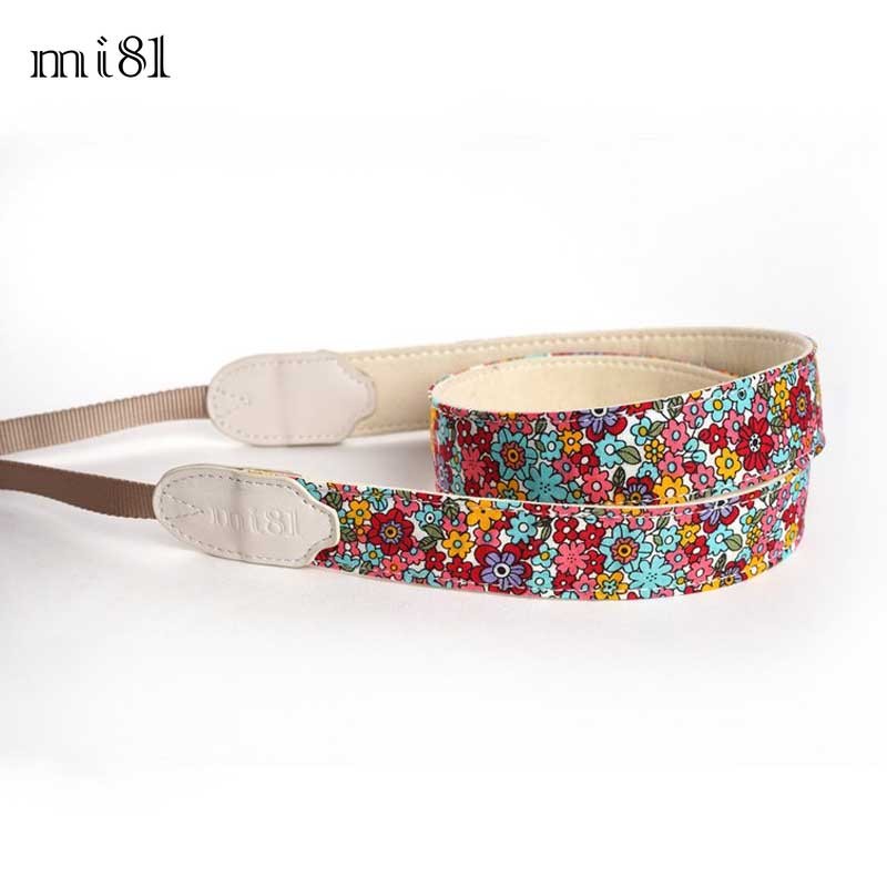 Mi81 MN020RF [ネックストラップ レッド] mi81 Printed cotton Neck Strap MN020RF Red Flower カメラストラップ