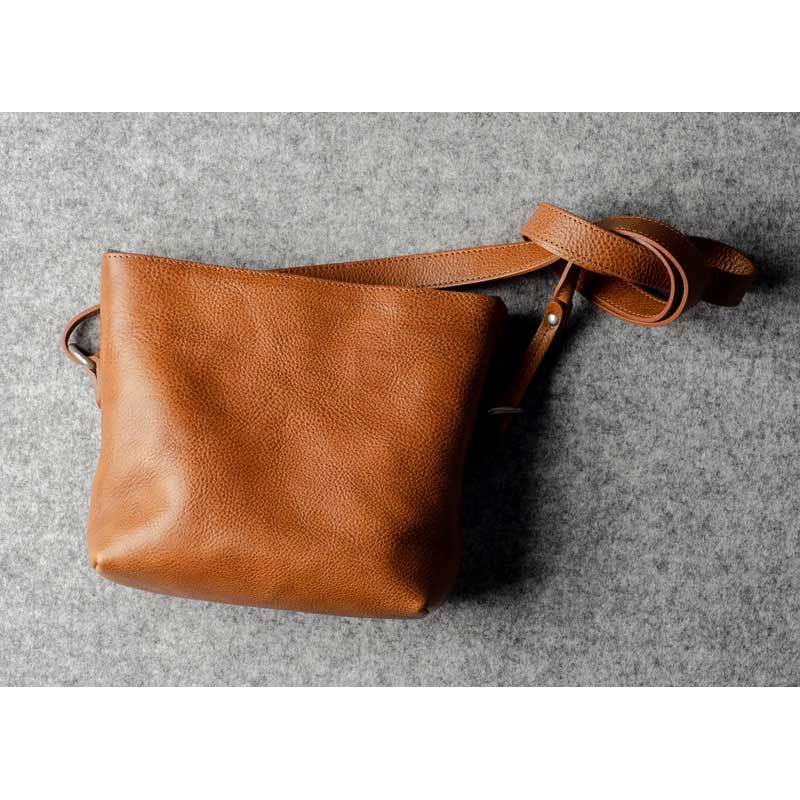 カメラバッグ hardgraft イタリアンレザー ショルダーバッグ Brown