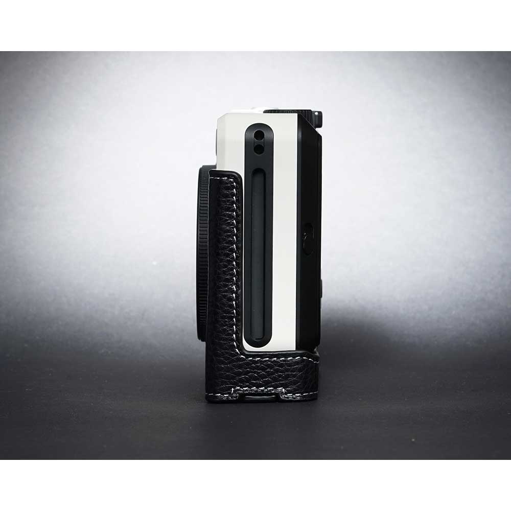 ライカR4用　純正本革速写ケース　黒　ブラック　leica ライカR4用 純正本革速写ケース 黒 ブラック leica - メルカリ