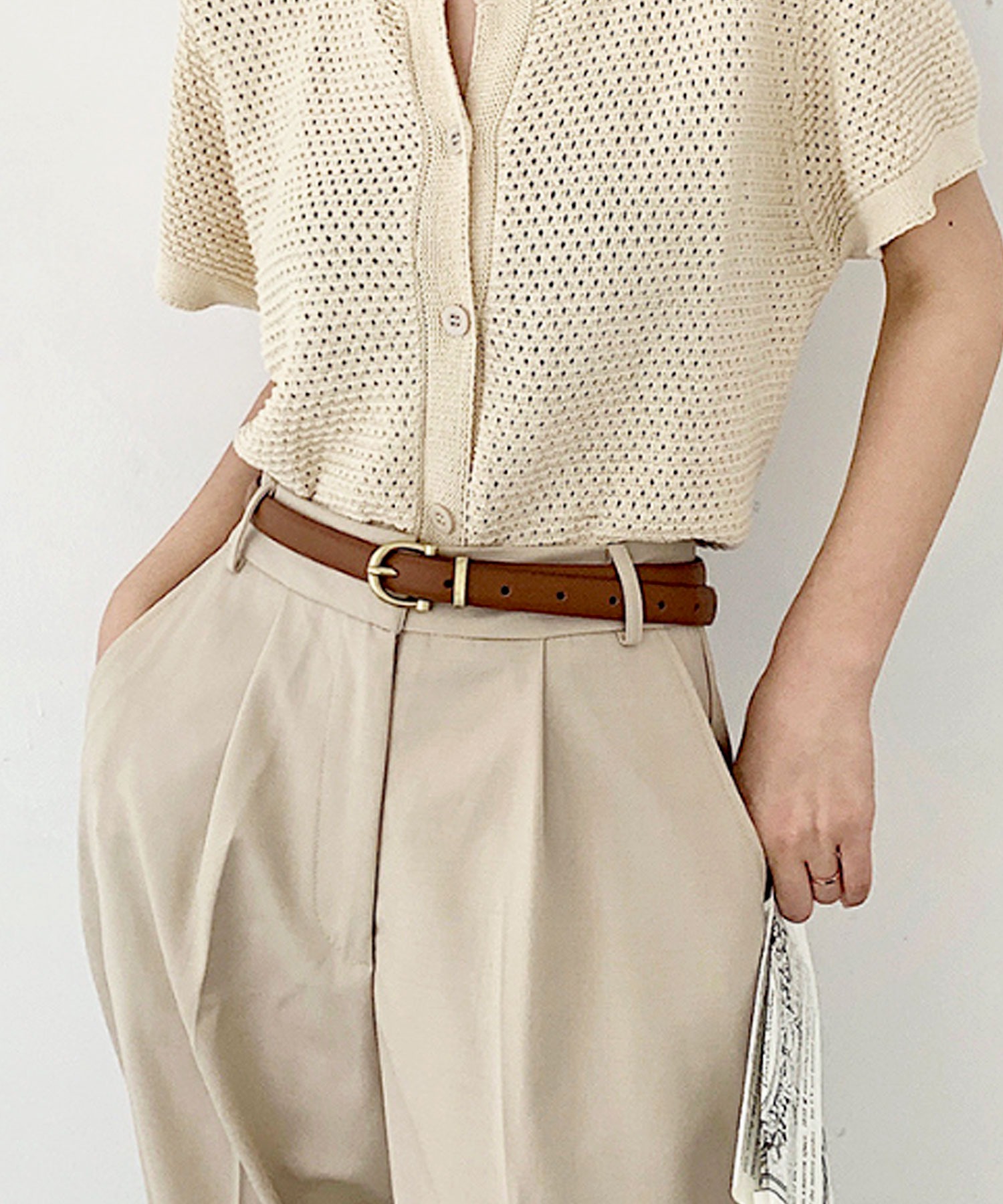 【新品•未使用】スクエアレザーターンロックベルトPUレザーハンドバッグ　ホワイト ベルト メンズ オートロックベルト 本革 自動ベルト レザー 穴なし