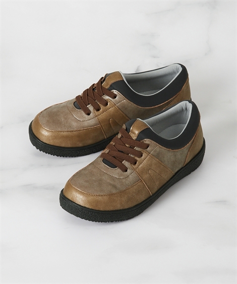 ニッセン（nissen） レディース ゆったり幅広 軽量カジュアル