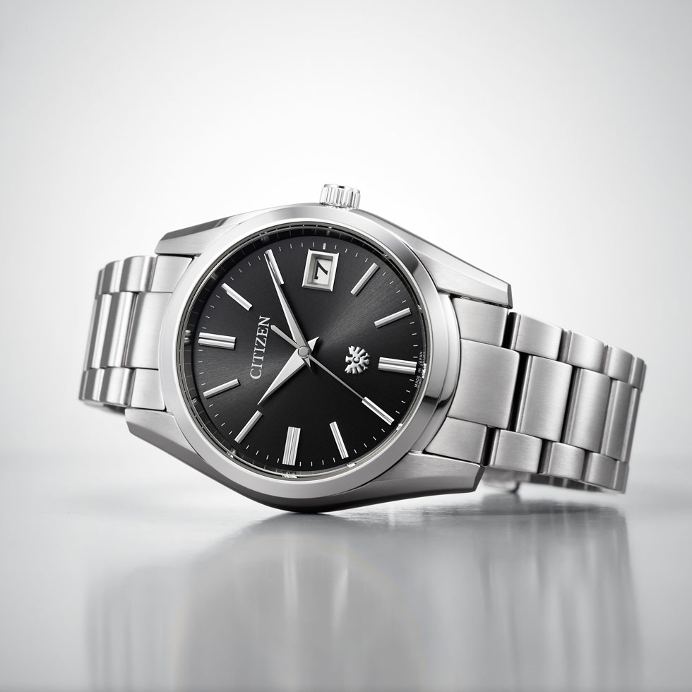 The CITIZEN ザシチズン ご購入特典つき メンズ腕時計 AQ4080-52E エコ