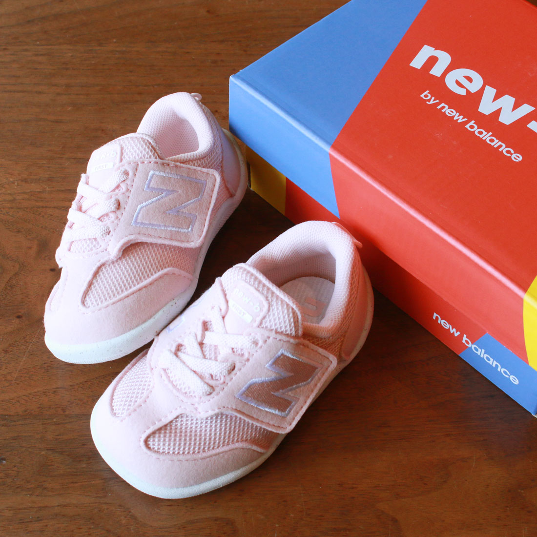 正規品 ニューバランス ベビー ファーストシューズ new-b 1st PK(ピンク)12cm 12.5cm 13cm 13.5cm 14cm靴 出産祝い ギフト 1歳